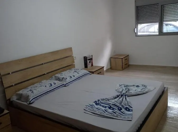 Agnes Hoxhgoran 1 Hotel Durrës